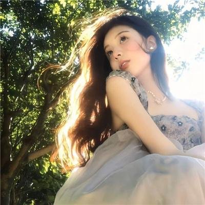 河畔封面